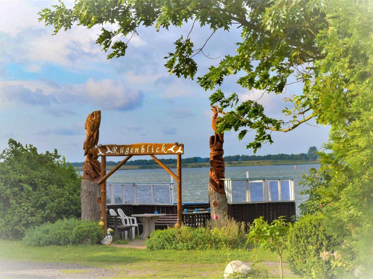 Bungalow Am Sund Stahlbrode Exterior photo